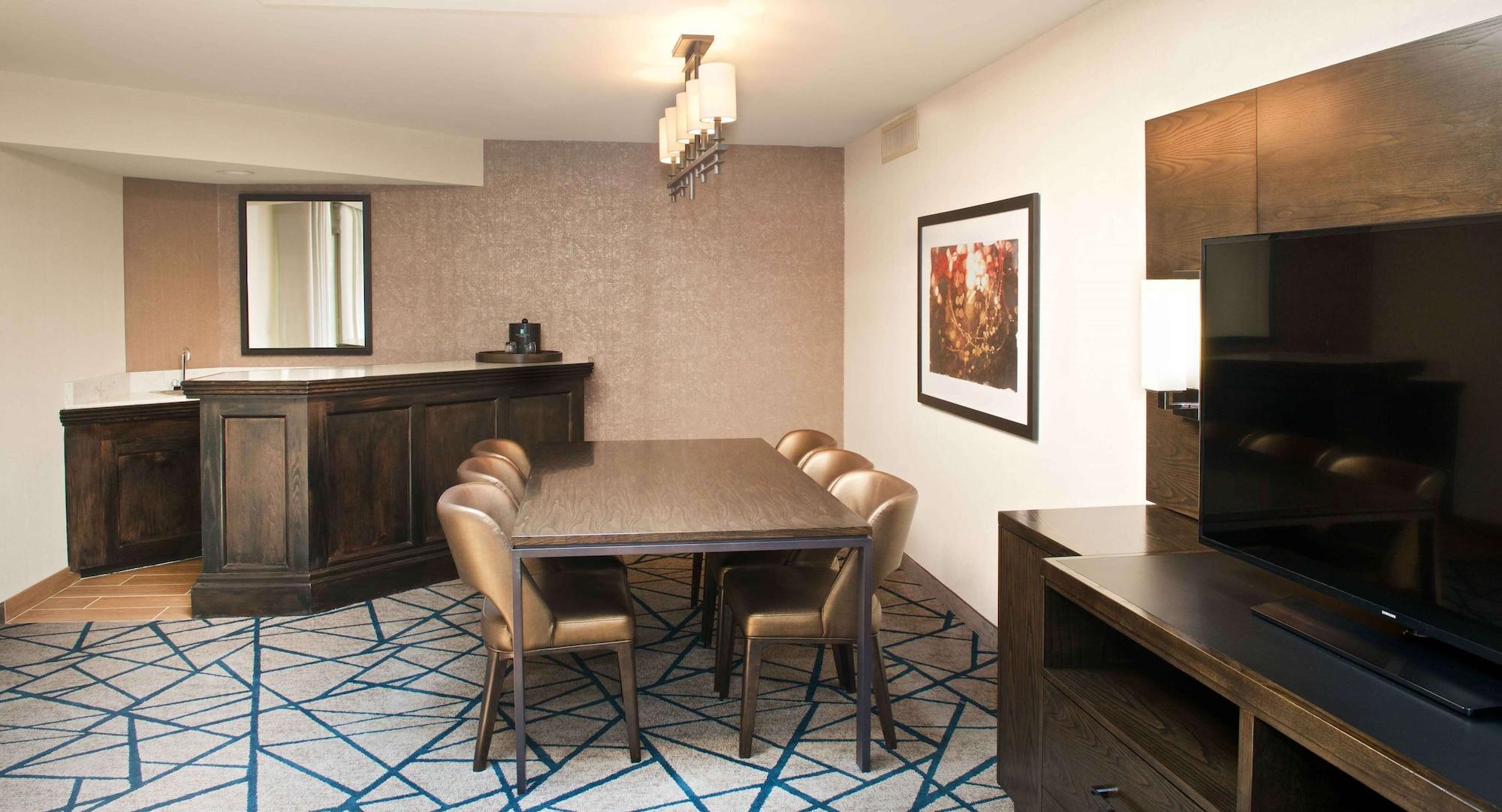 Embassy Suites By Hilton Detroit - Livonia/Novi Exteriér fotografie