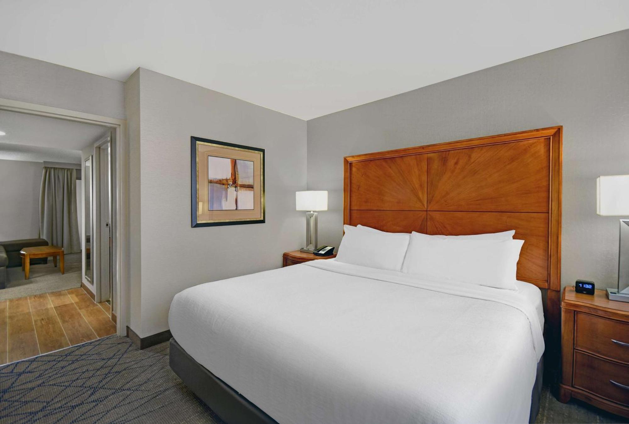 Embassy Suites By Hilton Detroit - Livonia/Novi Exteriér fotografie