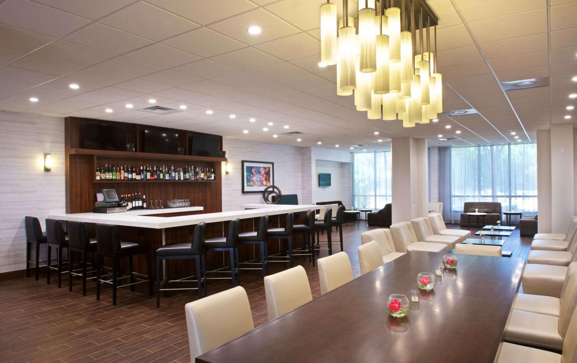 Embassy Suites By Hilton Detroit - Livonia/Novi Exteriér fotografie