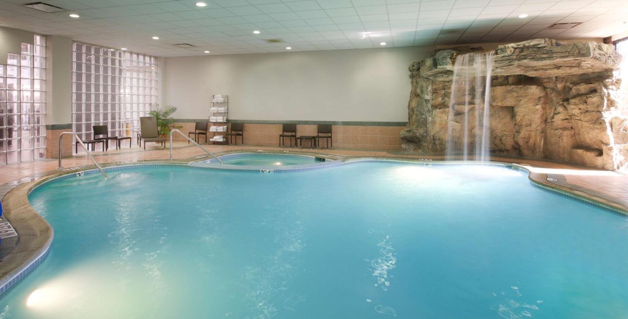 Embassy Suites By Hilton Detroit - Livonia/Novi Exteriér fotografie